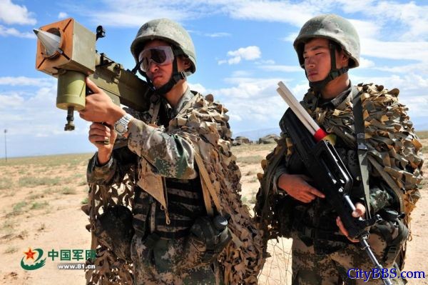 美媒关注中国单兵激光武器推陈出新 美媒关注中国单兵激光武器推陈出新