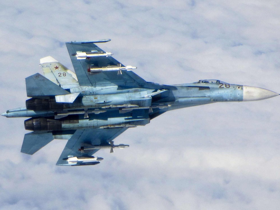 俄罗斯苏-27战机挂载导弹 俄罗斯苏-27战机挂载导弹