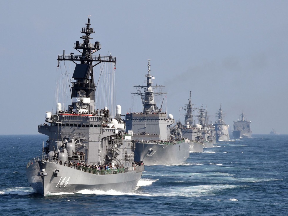日本海上自卫队相模湾阅舰 日本海上自卫队相模湾阅舰