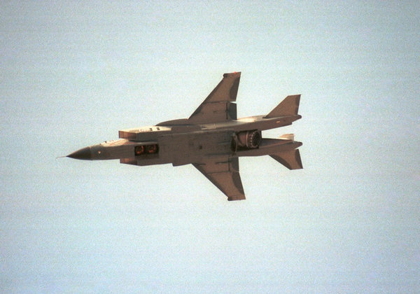 外媒称中国将改装垂直起降歼31战机偷师俄方 外媒称中国将改装垂直起降歼31战机偷师俄方