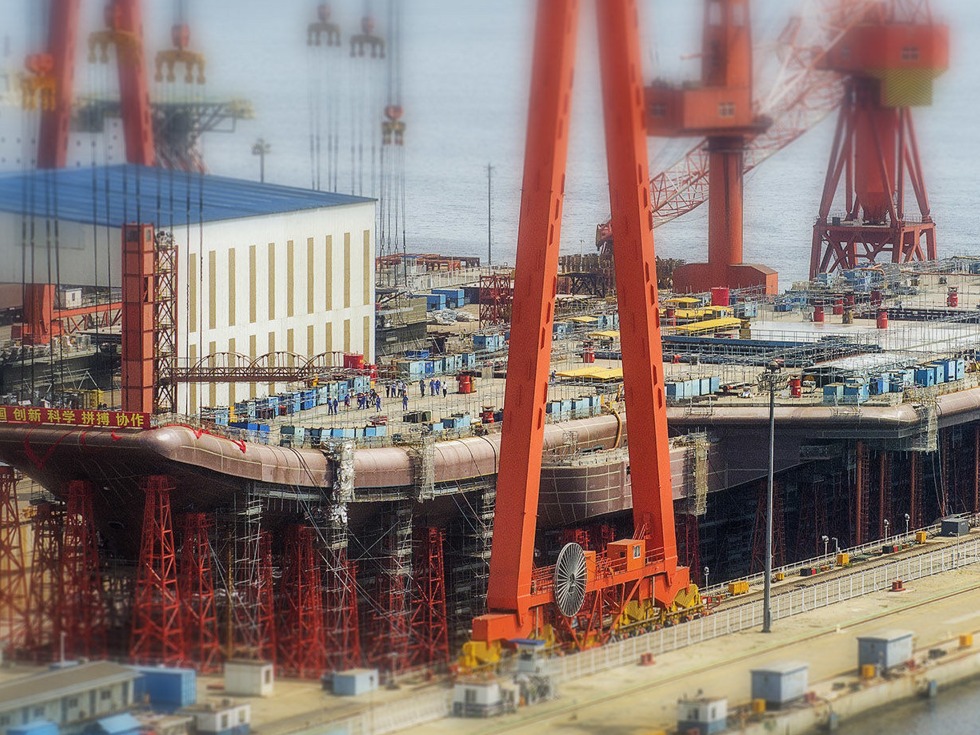 已接近完工的中国国产航母 已接近完工的中国国产航母