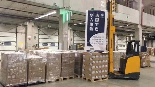 华人好心免费发口罩竟集体遭警察逮捕 华人好心免费发口罩竟集体遭警察逮捕