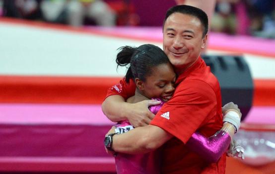 体操天才入籍美国培养数位世界冠军回国执教 体操天才入籍美国培养数位世界冠军回国执教