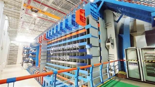 中国第6代战机已现端倪 装备激光武器