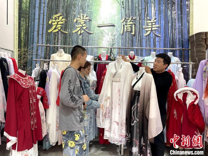 “宇宙中心”曹县：到底是浪得虚名，还是实至名归？