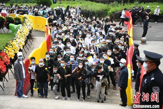 袁隆平遗体送别仪式现场