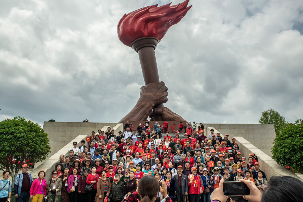 井冈山南山公园的游客