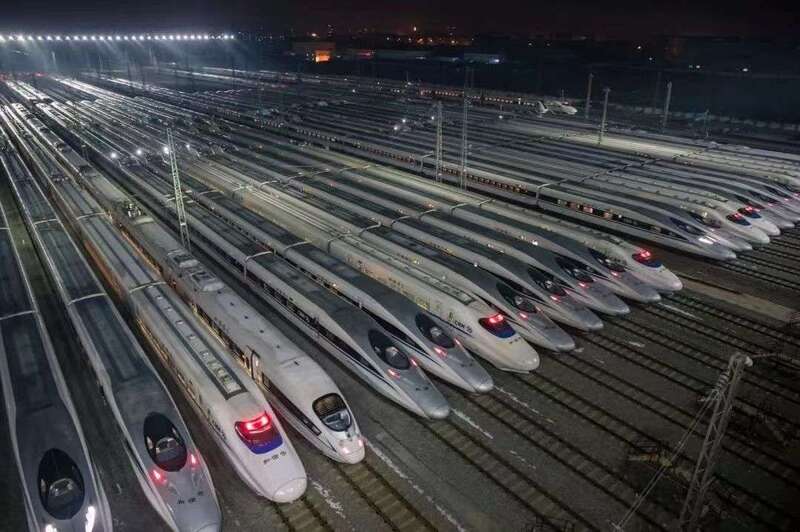 中国为何还要修高铁