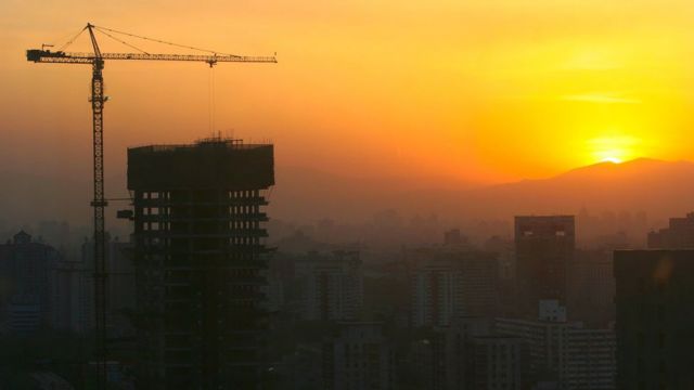 “烂尾楼”成了中国地产大时代的悲剧注脚