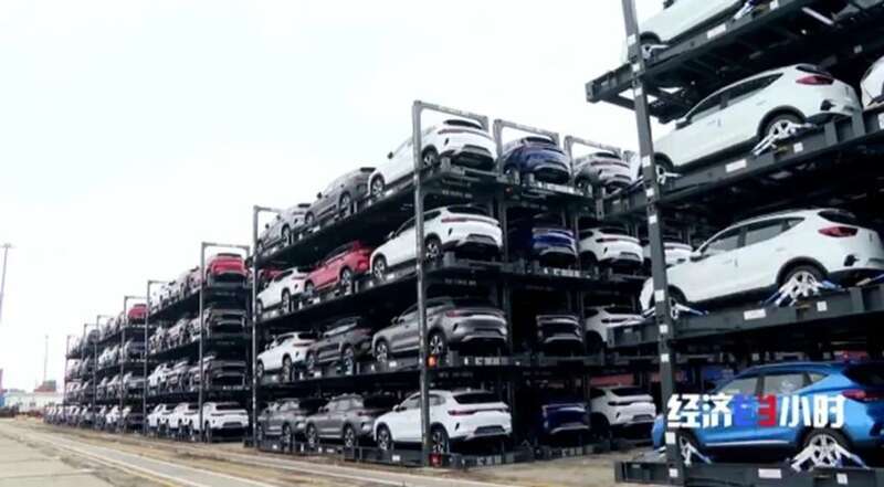 汽车运输船“一舱难求”，租金更是屡创新高