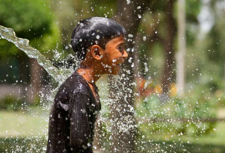 随着碳排放加剧令全球气候不断变暖