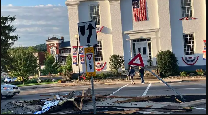 印第安纳州Paoli遭受恶劣天气破坏