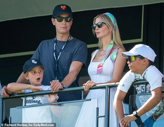 前总统的大女儿和女婿最近重新出现在“幕后”