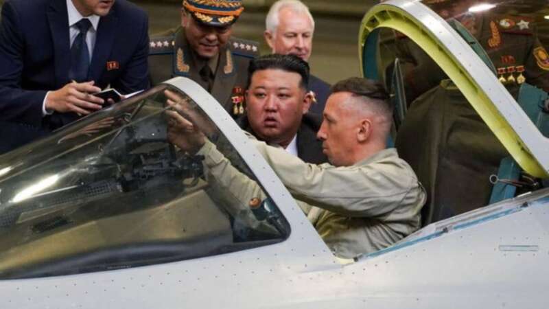 搭载“匕首”高超音速导弹的米格-31战机