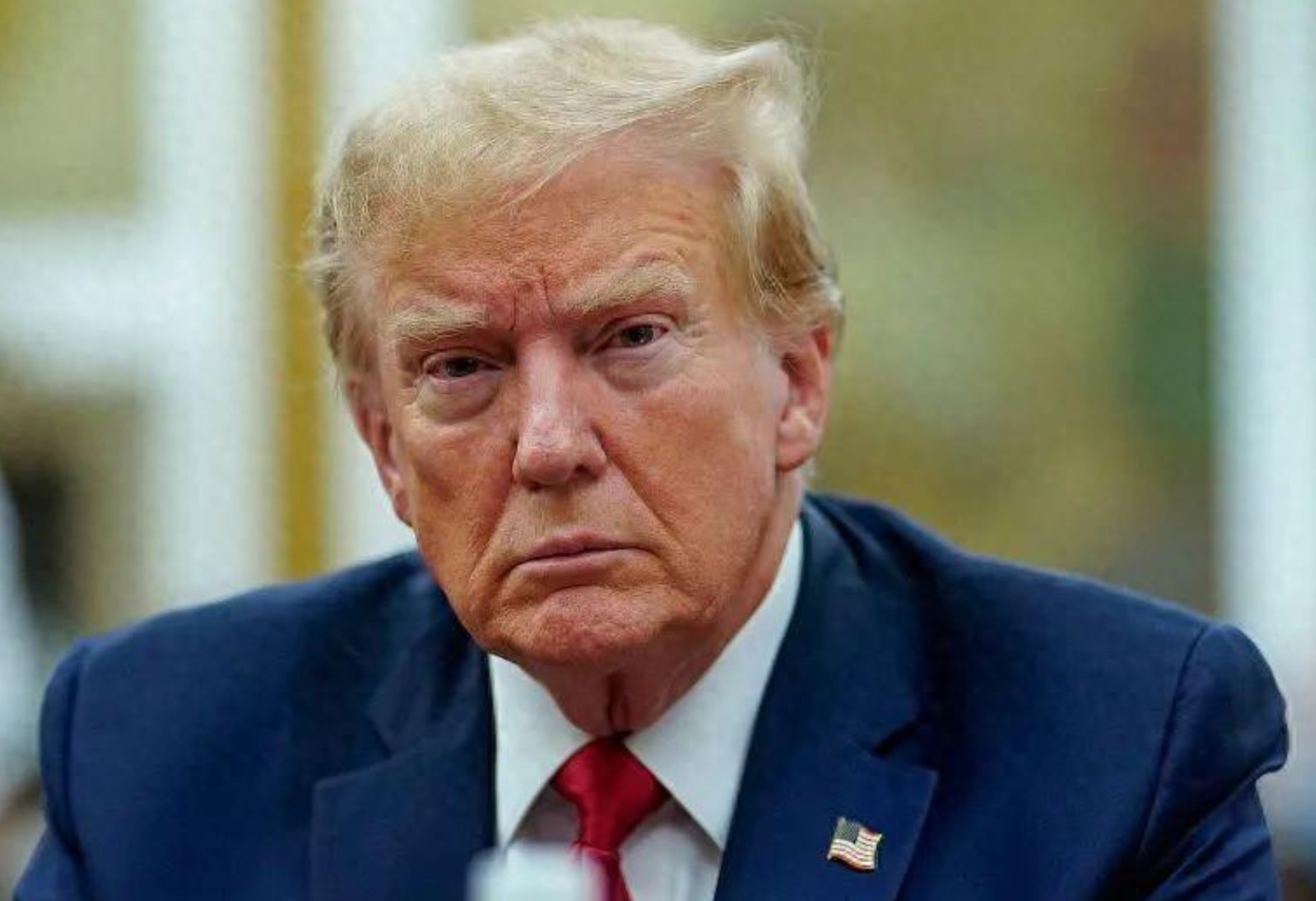 12月7日，特朗普抵达纽约州最高法院