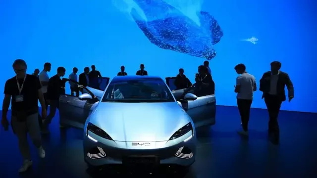 中国电动车品牌比亚迪在德国慕尼黑汽车展